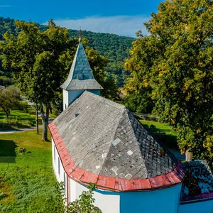 Oprava strechy kostola v Horných Rykynčiciach